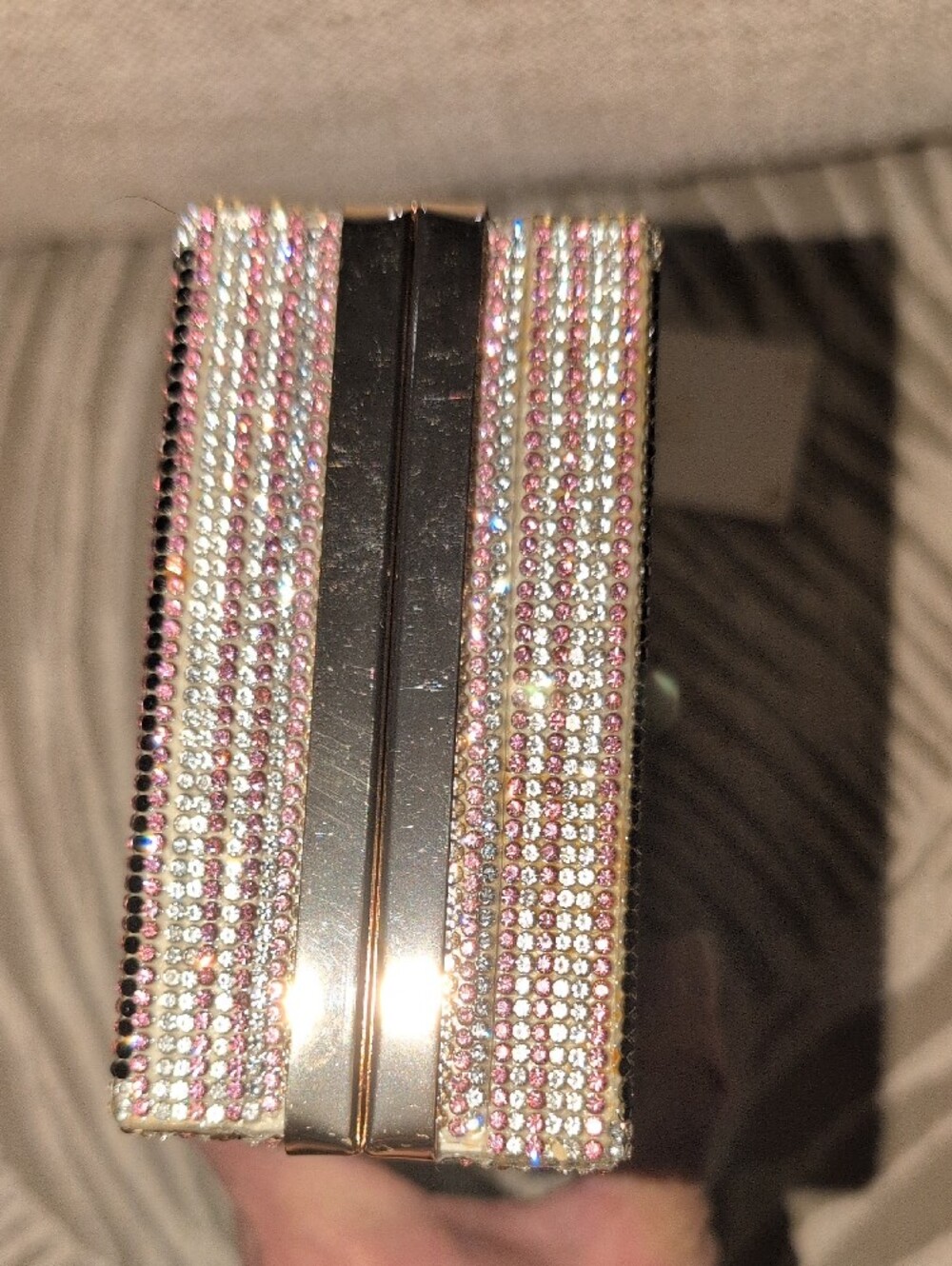 Crystal-Embellished Pink Money Clutch Bag - Picture 9 of 14